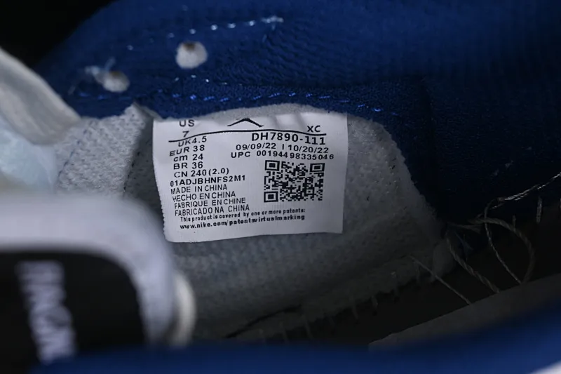 All categories Air Jordan Jordan series basketball shoes Air Jordan 1 Low Travis Scott x Air Jordan 1 Low OG AJ1 Joe 1 undercut low top DH7890-111